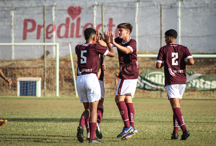 Feminino sub-15 decide título do Paulista na Fonte Luminosa contra