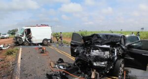 Choque frontal em vicinal de Matão deixa duas vítimas em estado grave nesta sexta