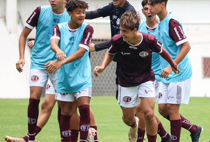 Ferroviária vence Bragantino nos pênaltis e é campeã da Copa Paulista de  Futebol Feminino