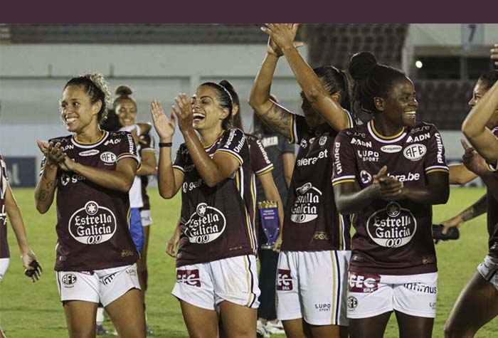 Corinthians vence Bragantino e fica com o título da Copa Paulista Feminina, futebol