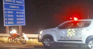 Minutos depois de ser roubada em Araraquara, moto é apreendida pela Polícia Rodoviária