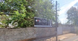 Criminosos invadem escola em Araraquara e roubam equipamentos eletrônicos que os alunos usavam