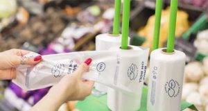 Startup produz plástico biodegradável à base de cana-de-açúcar