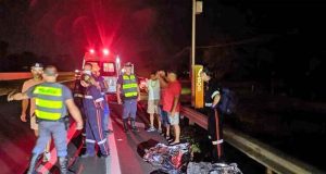 Caminhão mata homem na Washington Luís; carro vem e atropela pessoas que socorriam a vítima