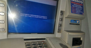 Homem de 87 anos tem cartão ‘engolido’ pela máquina da Caixa Federal e perde mais de R$ 10 mil