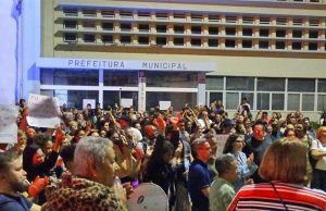 MPT e Município de Araraquara firmam acordo para garantir livre exercício do direito de greve