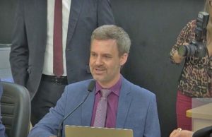 Vereador Emanoel Sponton perde seu mandato de vereador pela prática da rachadinha na Câmara