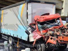 Acidente na Faria Lima em Matão interdita rodovia e deixa motorista preso nas ferragens do caminhão