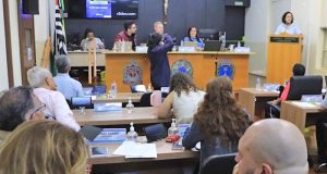 Câmara aprova projeto que amplia limite de empréstimo consignado a servidores municipais