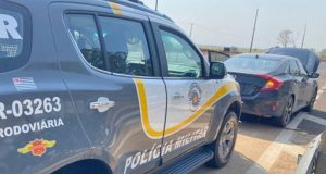 Carro furtado em Araraquara é recuperado em operação da PM Rodoviária em Catiguá/SP