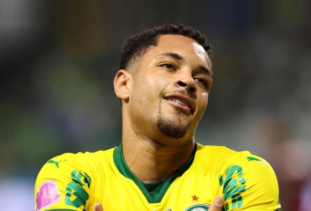 Vitor Roque