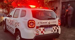 Acusado de matar esposa, homem deixa a Santa Casa e é levado para o presídio em Santa Ernestina