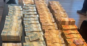 PF cumpre em Araraquara, mandados de busca e apreensão em operação que investiga fraudes em licitações