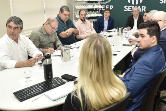 Comissão analisa metodologia de estimativa de safra do Fundecitrus