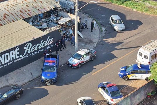 Operação fiscaliza ferros-velhos em Araraquara visando impedir receptação de materiais furtados