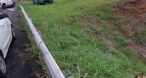 Homem é encontrado morto, pendurado em uma corda na defensa metálica da Washington Luís