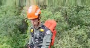 Polícia Militar realiza salvamento de vítima em área rural na região de Araraquara