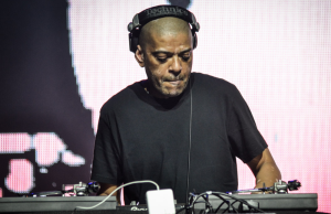 DJ KL Jay traz sua potência sonora ao Sesc Araraquara em cine concerto nesta terça (25)