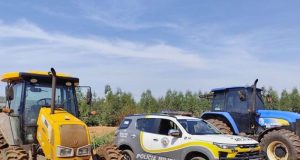 Tratores furtados em Boa Esperança são localizados em área de mata em Araraquara