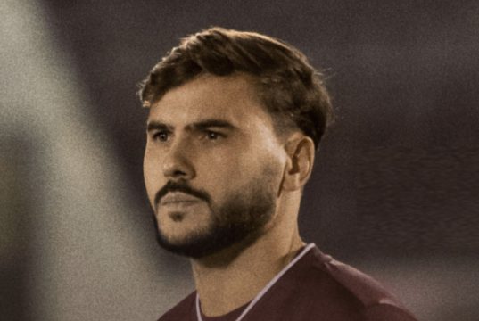 Ferroviária oficializa a contratação em definitivo do meio-campista Albano