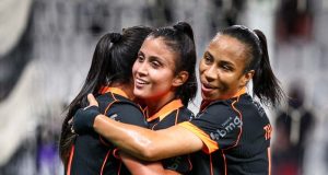 Corinthians vence o São Paulo outra vez e vai disputar final do Paulistão Feminino com o Palmeiras