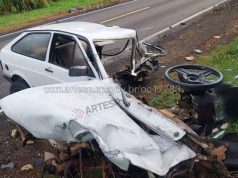 Na SP-255 choque frontal de veículos deixa uma vítima fatal e a outra em estado grave