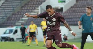 Ferroviária busca garantir vaga na próxima fase jogando contra Monte Azul neste domingo, 18h