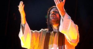 Arena da Fonte recebe a 43ª Encenação da Paixão, Morte e Ressurreição de Jesus Cristo