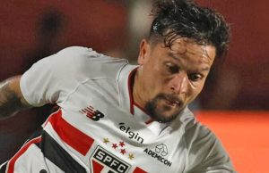 Brasileirão: São Paulo perde para o Vitória neste sábado por 2 a 0 para o Vitória em Salvador