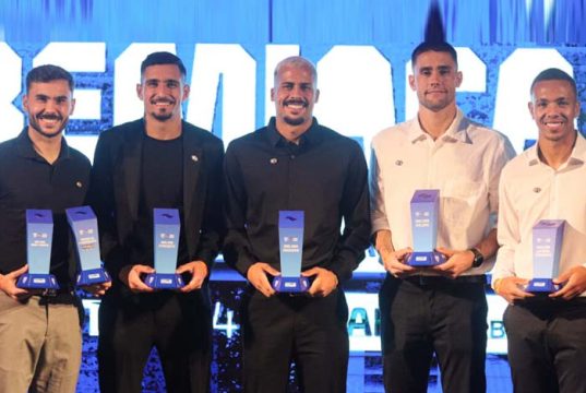 Cinco jogadores da Ferroviária são eleitos e integram Seleção da Série A2 com cinco titulares