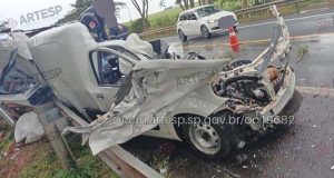 Duas pessoas morrem em acidente ocorrido neste sábado na SP-323 em Monte Alto