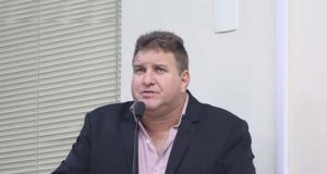 Governo Lapena troca mais um secretário. Está sacramentada a saída de Fernando Diana.