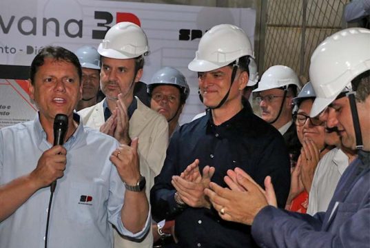 Na visita à Santa Casa, Governo do Estado anuncia mais de R$ 100 milhões em investimentos na cidade