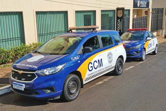 Homem procurado pela Justiça e com 10 anos para cumprir é capturado na Vila Xavier pela GCM