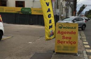 Prefeitura anúncia multas e outras penalidades para comerciante que não manter as calçadas livres
