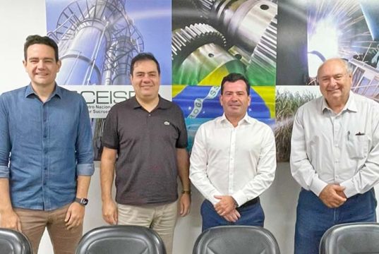 Presidente da Canasol participa do encontro da Câmara Setorial do Açúcar e do Álcool na Fenasucro