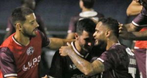 Ferroviária em noite de graça mete um chocolate no Paysandu e chega ao 5° lugar da Série C do Brasileiro