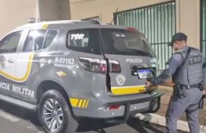 TOR prende durante abordagem na SP-255 em Araraquara, casal procurado pela Justiça de Minas