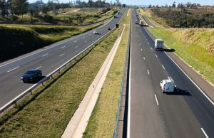 Márcia Lia (PT) pede explicações sobre obras na Rodovia Washington Luiz