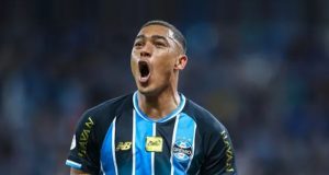 Grêmio vence o rival Inter no sul e está classificado para a semifinal da Copa do Brasil