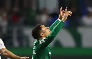 Palmeiras vence o São Paulo, retoma liderança e torce pelo Corinthians contra o Flamengo neste domingo