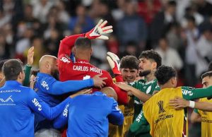 Palmeiras vence a LDU na disputa por pênaltis e o Corinthians perde para o Estudiantes na Libertadores
