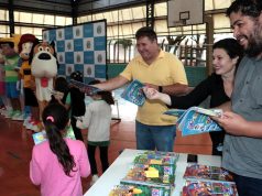 ‘Adote um Livro’ incentiva a leitura entre alunos da rede pública de Araraquara