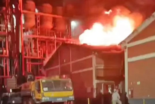 Incêndio atinge Usina Vale do Rosário, em Morro Agudo (SP) na madrugada desta quinta-feira