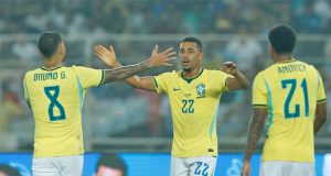 No último jogo da Super Data FIFA, o Brasil goleia a Índia em Calcutá neste sábado por 4 a 0